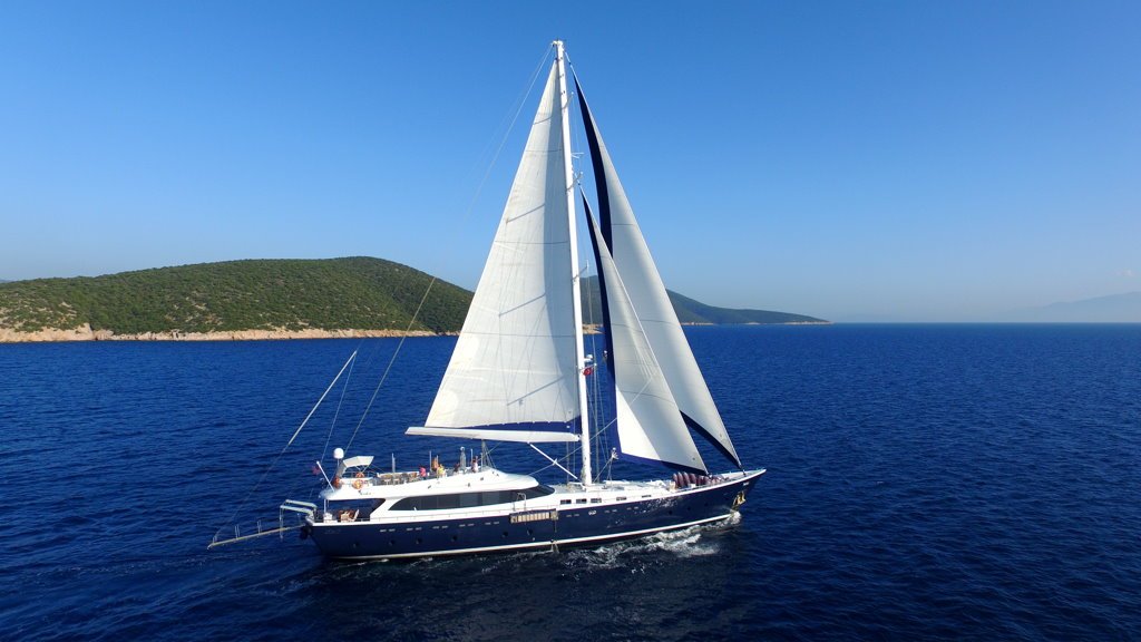 Luxury sailing yacht For Rent Bodrum